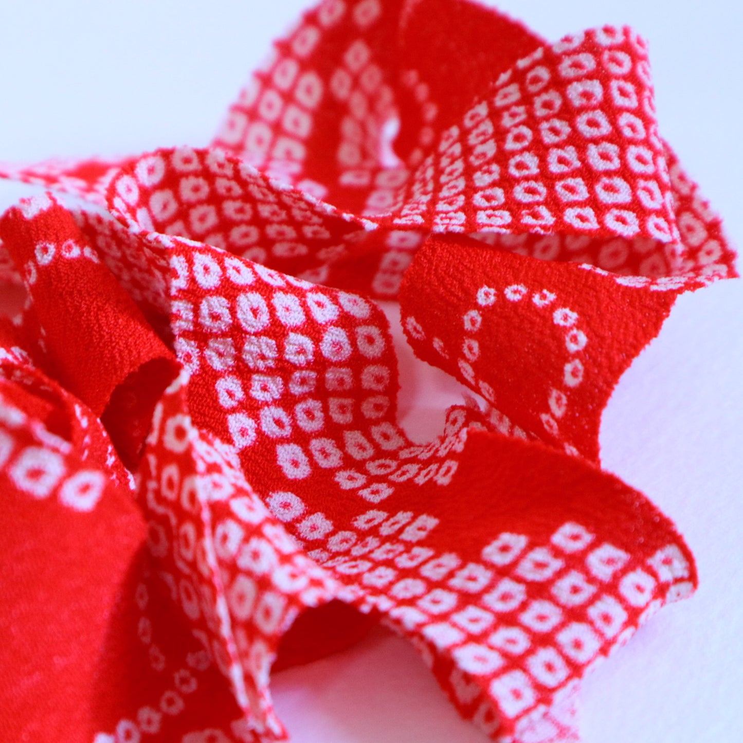 赤の絞り柄・こども着物(Y02507001②)