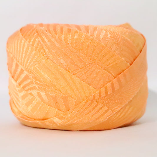 珊瑚色の無地・縮緬(Y02309005)