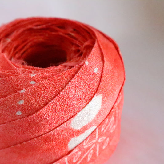 珊瑚珠色に白のあられや抽象柄・縮緬(Y02312014)