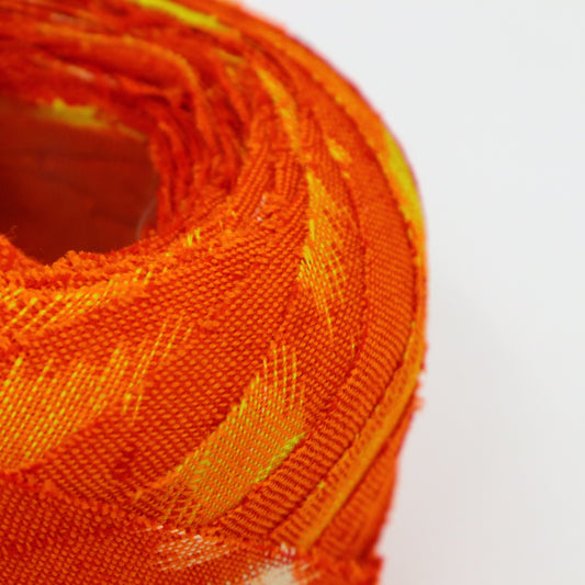 赤橙色に黄色と白の絣型・ウール(Y02406001)