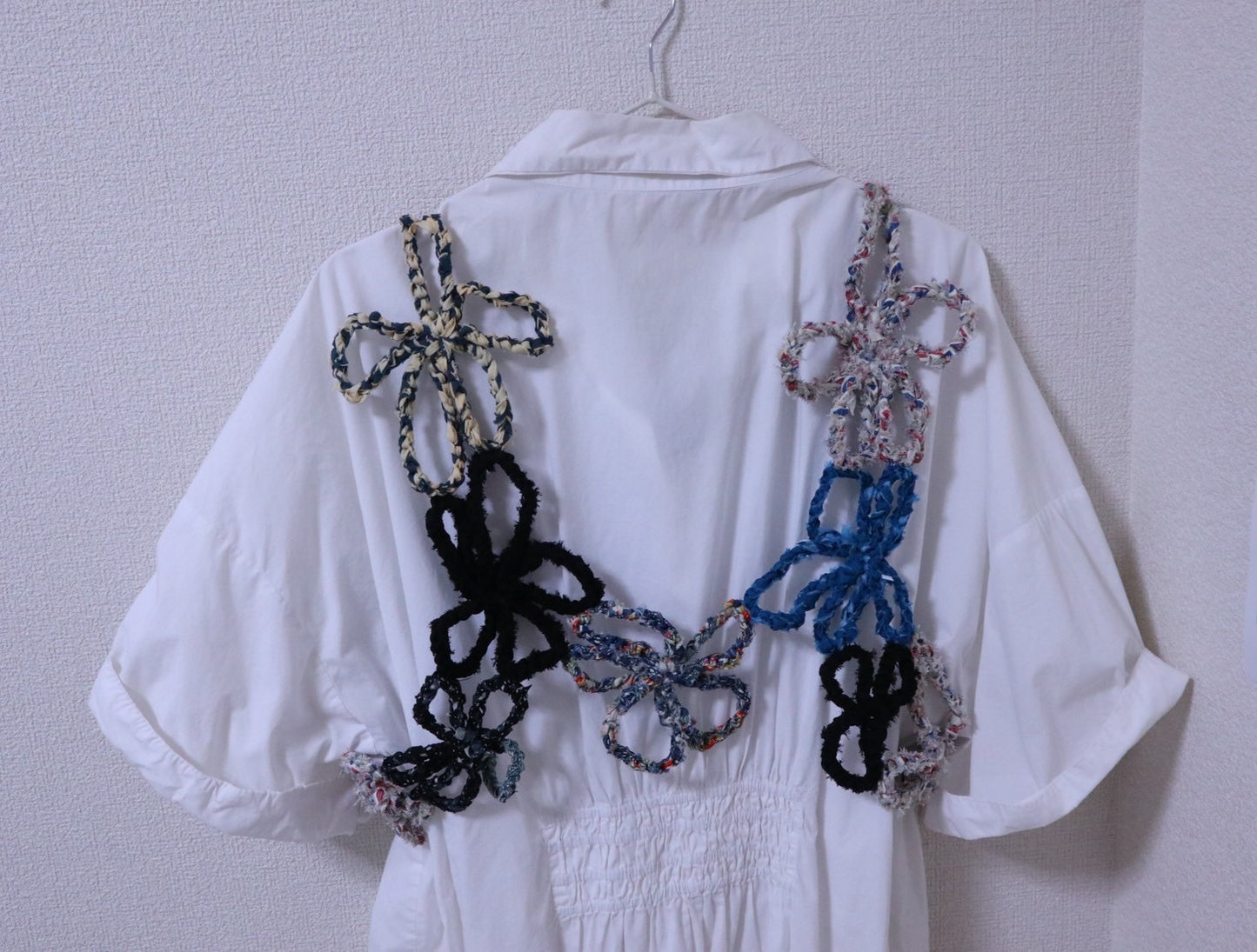 【キット】ざっくり着るショート丈のお花モチーフビスチェ Blue×Black
