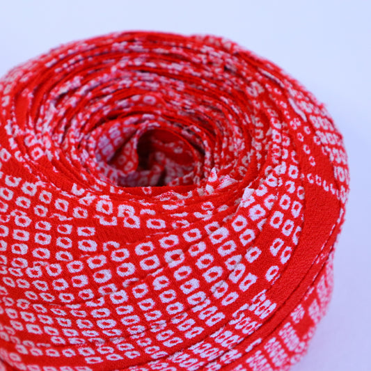 赤の絞り柄・こども着物(Y02507001②)