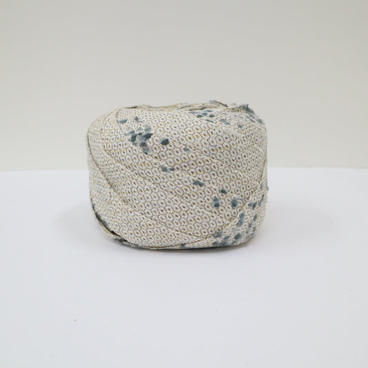 白 亀甲草花紬(Y02403029)