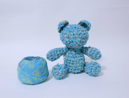 【ベアにおすすめヤーン】30m玉/水色にピンクと黄緑の花柄・ウール