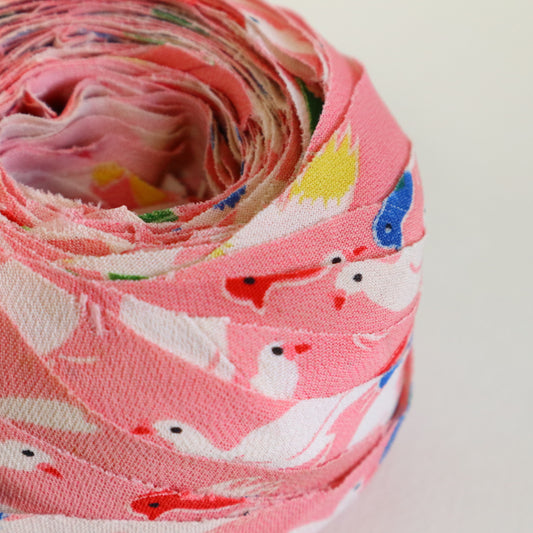 桃色にカラフルな鳥柄・こども着物(Y02507002)