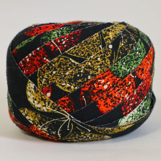 黒地に赤黄緑の花柄・モスリン(Y02507003)