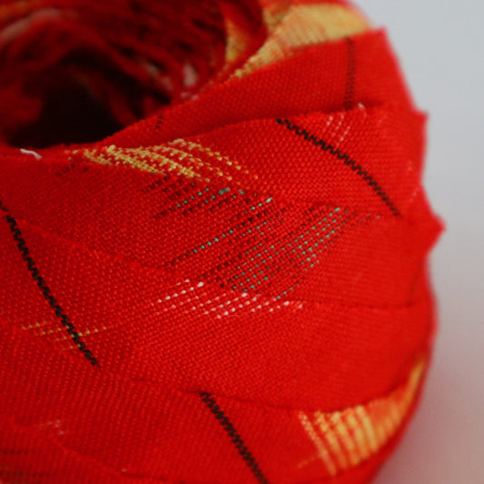 赤に黄・白・黒の絣柄・ウール(Y02211006)