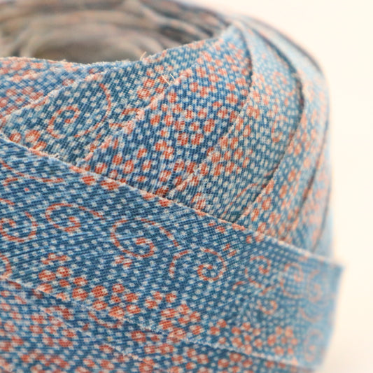 花浅葱色に薄茶色の花唐草・縮緬(Y02103023)