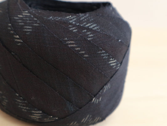 限りなく黒に近い紺・絣模様・紬(YY02006071)