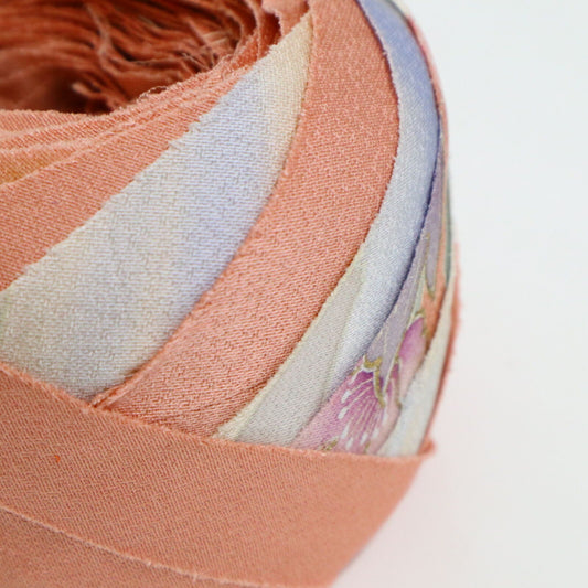 薄紅色の付下げ・菊牡丹など花と鼓・正絹(Y02008072)