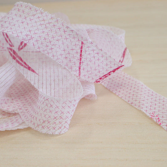 白地に蚊絣模様(Y02010008)