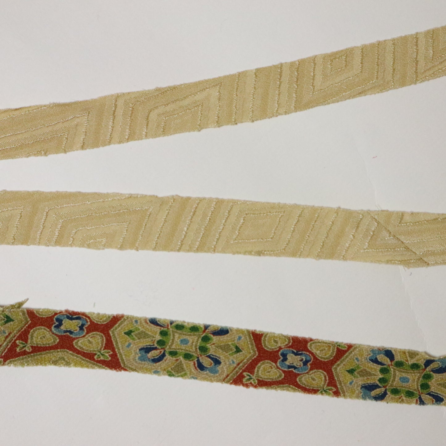 kimonoyarnお年玉BOX⑧（50m×3玉）（ロゴ入り組紐ディスク付きキットプレゼント）46％OFF