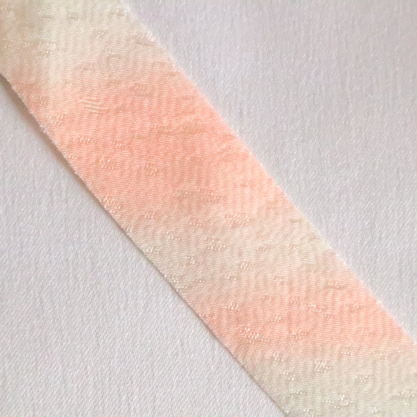 薄桃色と白のぼかし・化繊（Y02312021）
