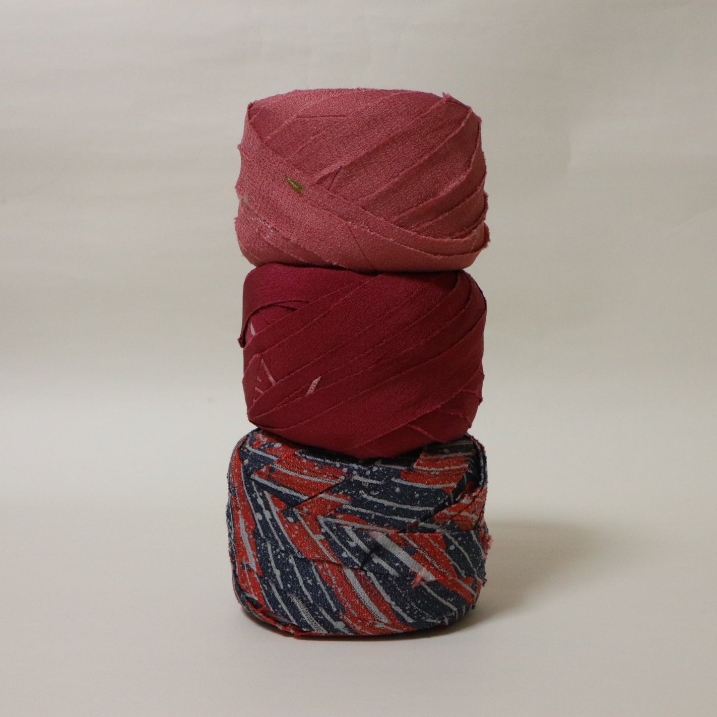 kimonoyarnお年玉BOX①（50m×3玉）（ロゴ入り組紐ディスク付きキットプレゼント）46％OFF