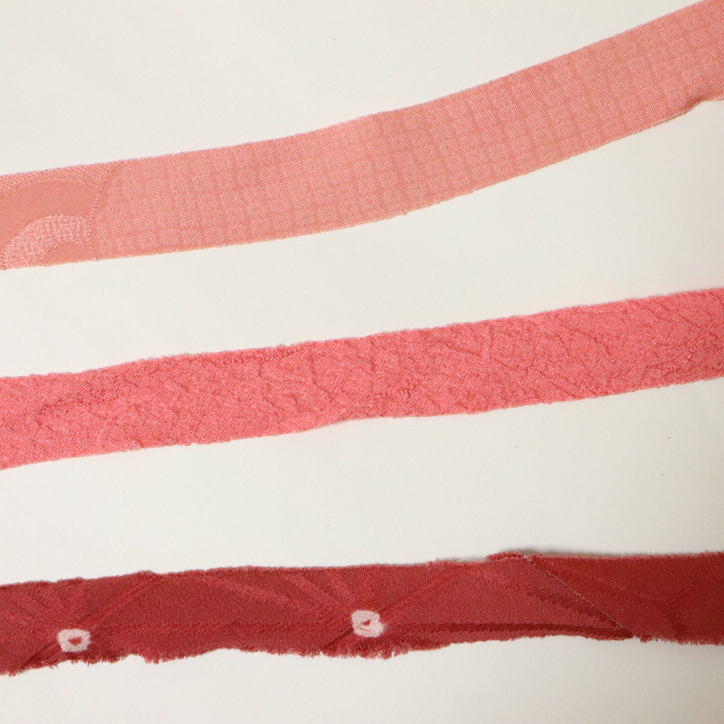 kimonoyarnお年玉BOX②（50m×3玉）（ロゴ入り組紐ディスク付きキットプレゼント）46％OFF