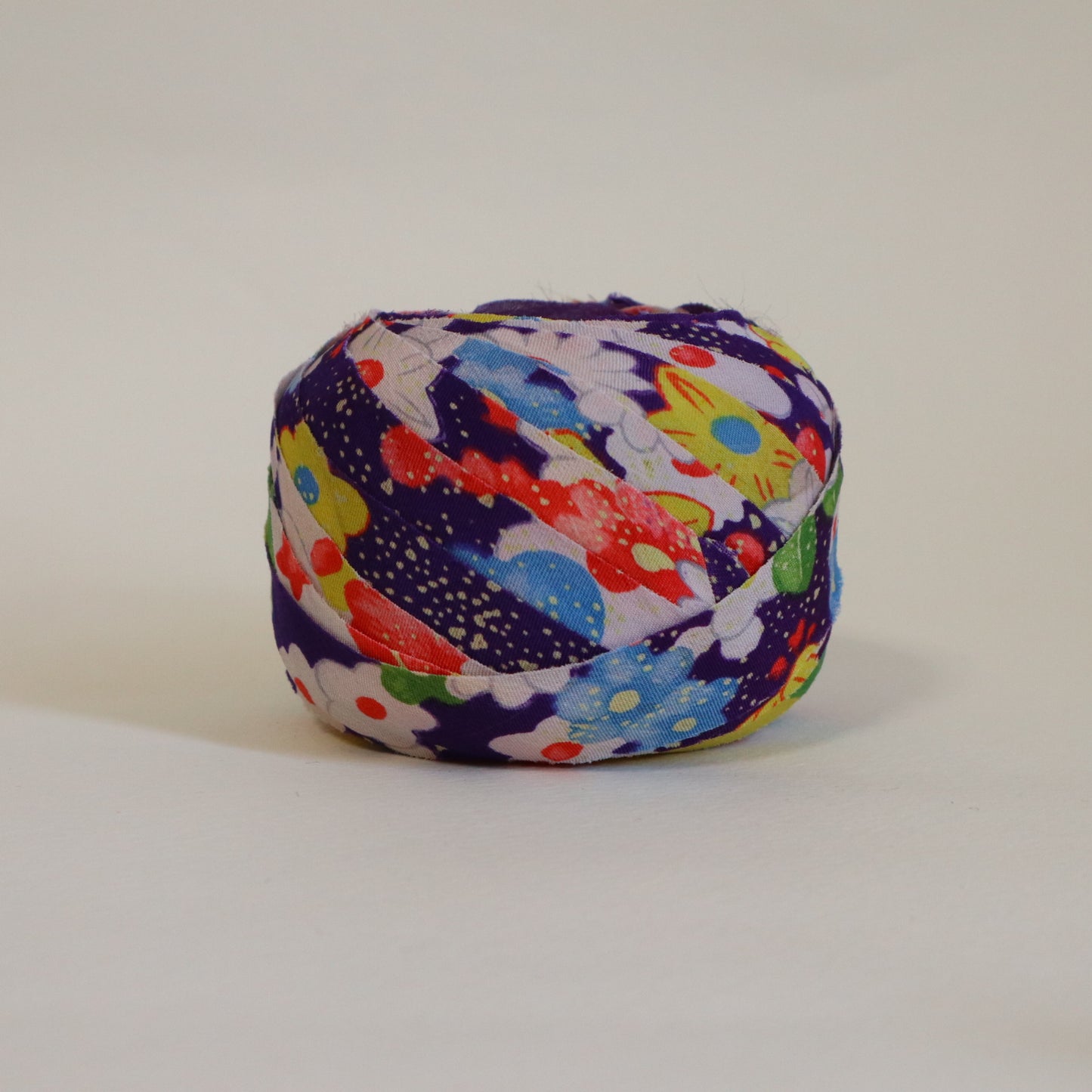 紫にカラフルな花柄・こども着物(Y02507004）