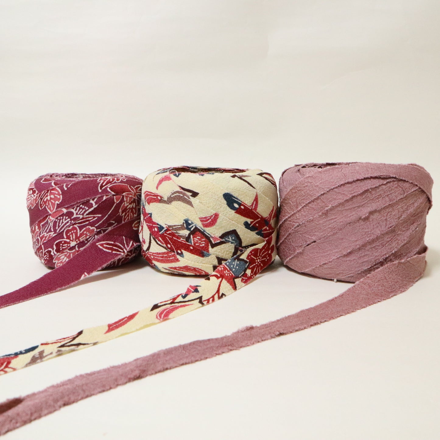 kimonoyarnお年玉BOX⑮（50m×3玉）（ロゴ入り組紐ディスク付きキットプレゼント）46％OFF