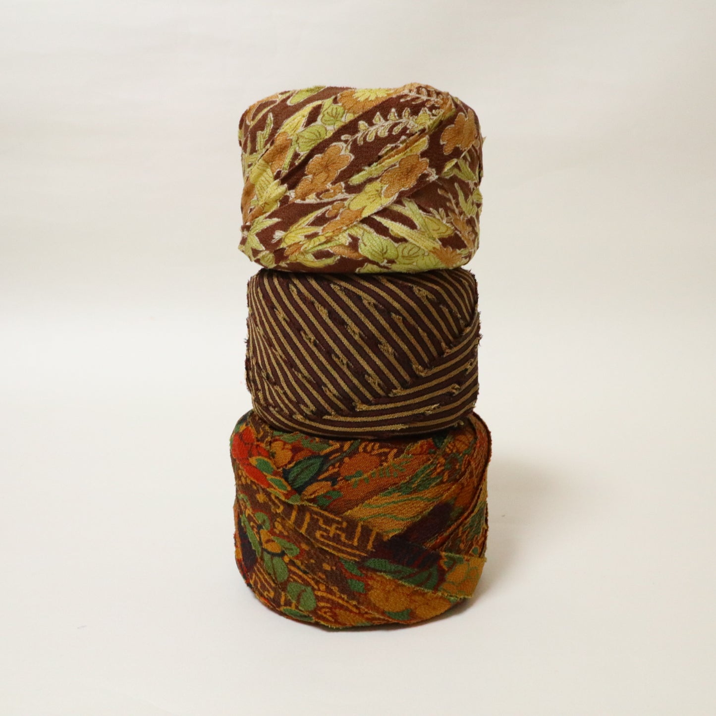 kimonoyarnお年玉BOX⑨（50m×3玉）（ロゴ入り組紐ディスク付きキットプレゼント）46％OFF